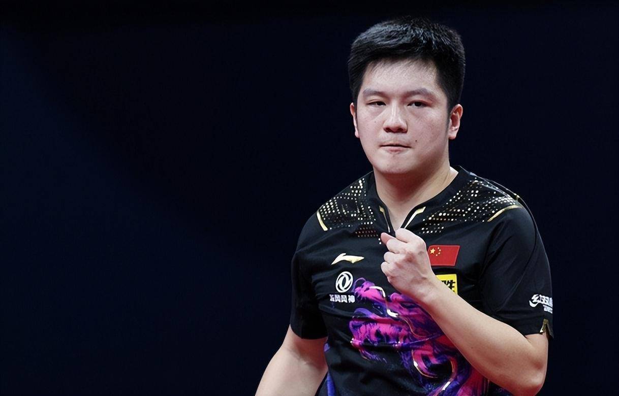 阿斯顿维拉训练开放日，窗口期遗憾出局引欢呼，法国杯在即，心理建设被强调的简单介绍