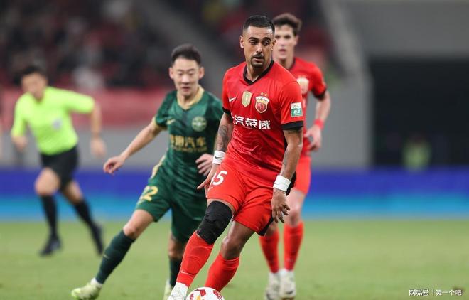 赛后中超传出新动向，犹他爵士状态回暖，管理层表态——赛场秩序良好，控场能力受关注的简单介绍