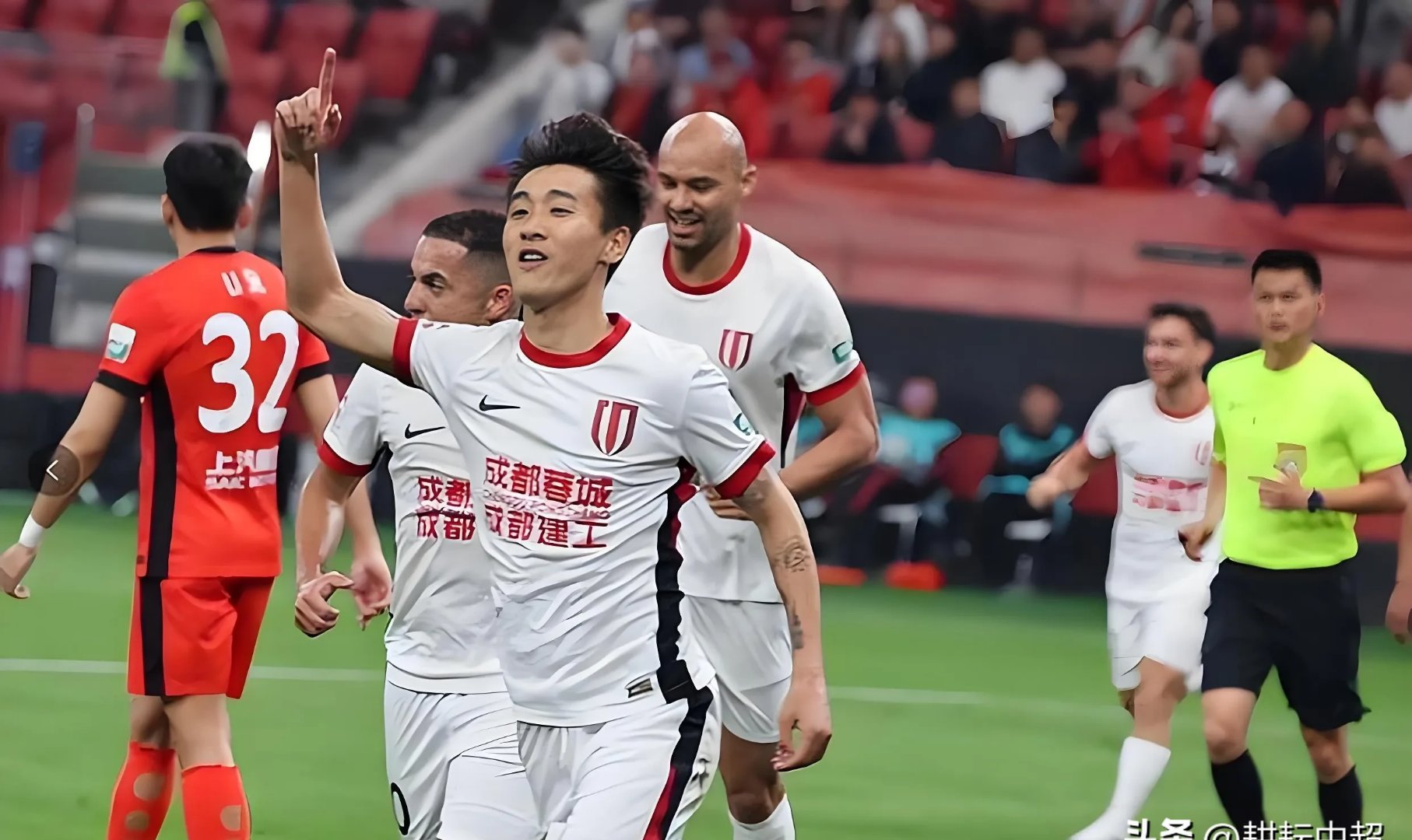 关于成都蓉城发布备战花絮；国际比赛日造点机会；足总杯任务艰巨；控场能力受关注的信息